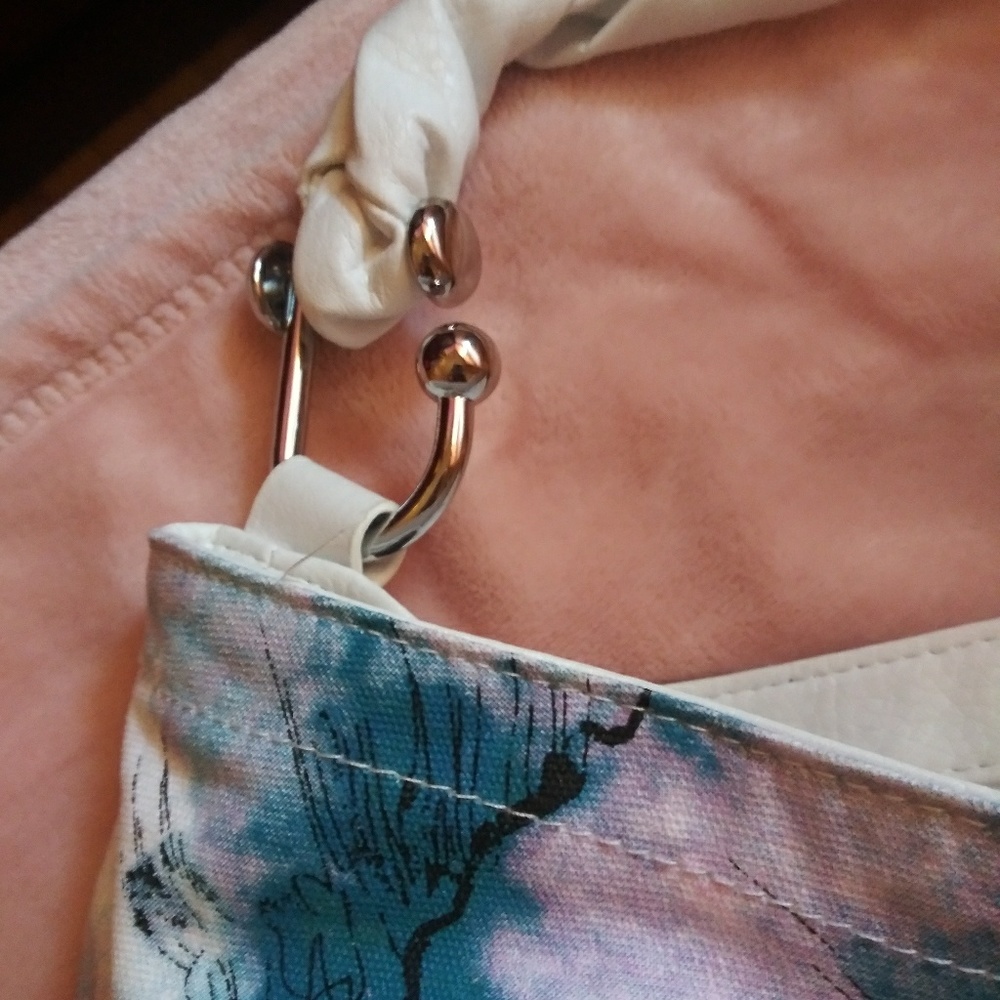 Floral Print Handbag πΊ - Picture 3 of 3
